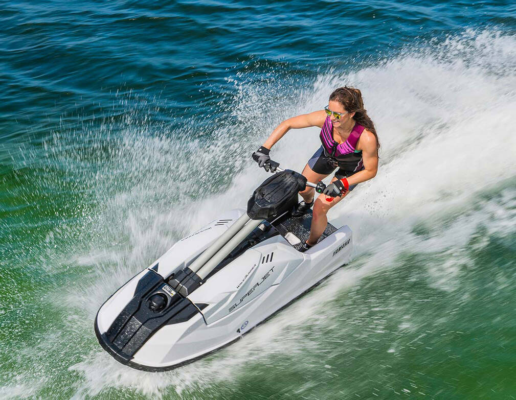 Yamaha Superjet TR1 1050cc 4T 4 Stroke Jet Ski Full Service Kit - Oil - Spark Plugs - Filter & Marine Multi Spray