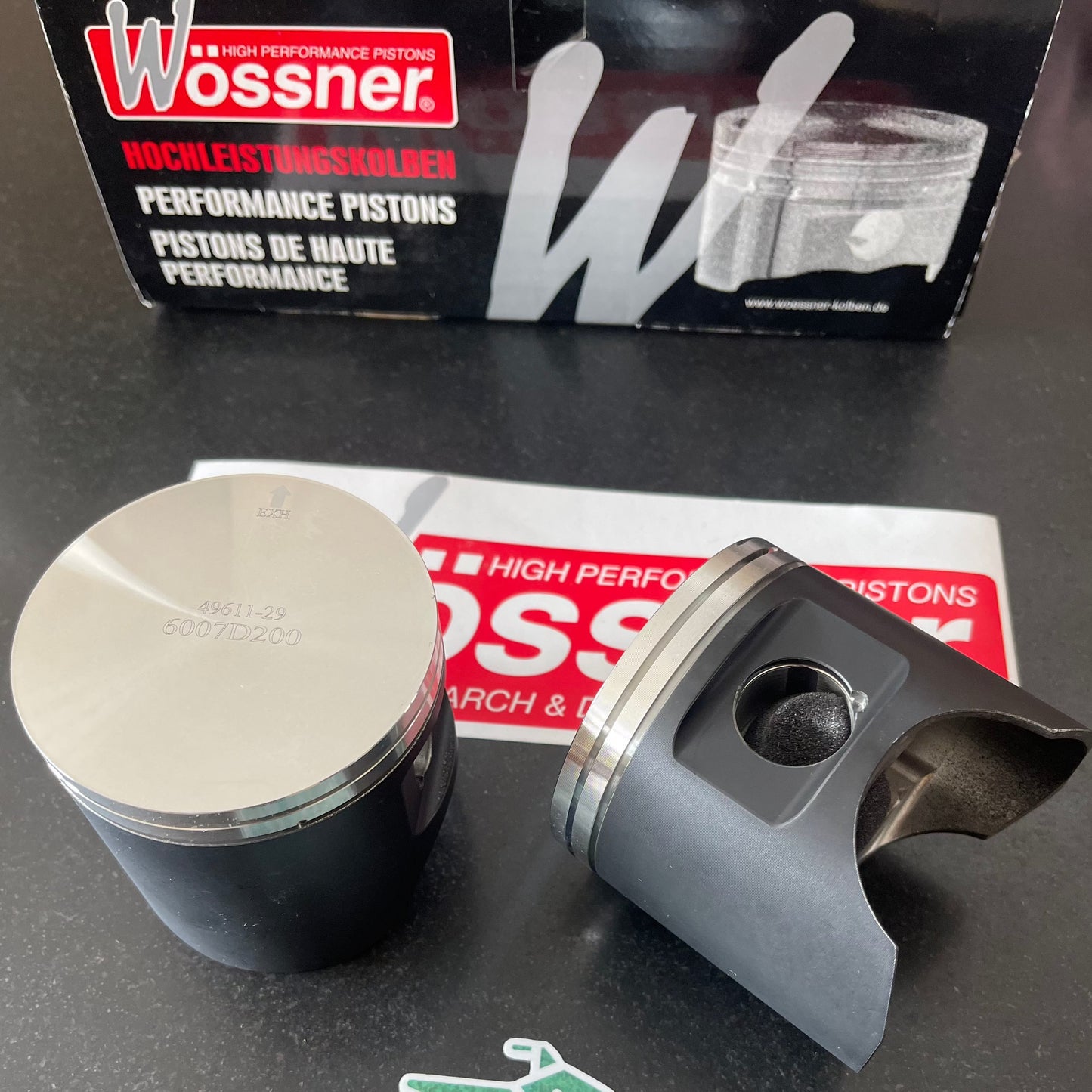 Wossner Forged Piston Kit for Kawasaki Big Pin 750 JS750ZXi SXI 82mm 2mm Over K6007D200-2 Sale - Jetguru